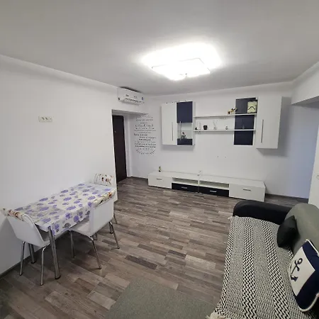 N&a Apartament Apartman